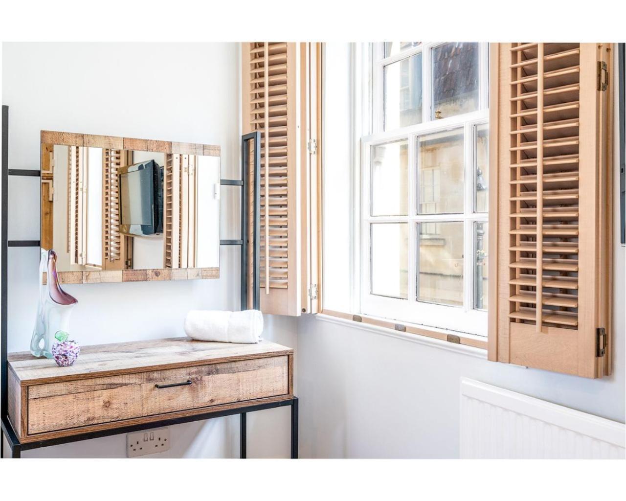 Murphys House - 3 Bed Luxury Central Townhouse باث الغرفة الصورة